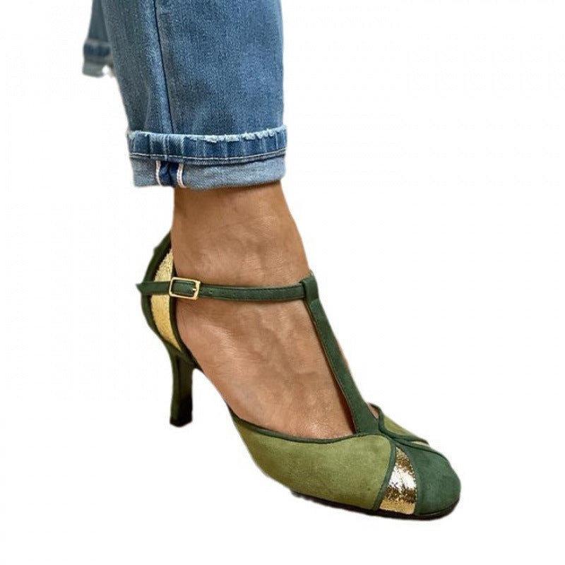 Graceful Orthopedic Sandals for Modern Look