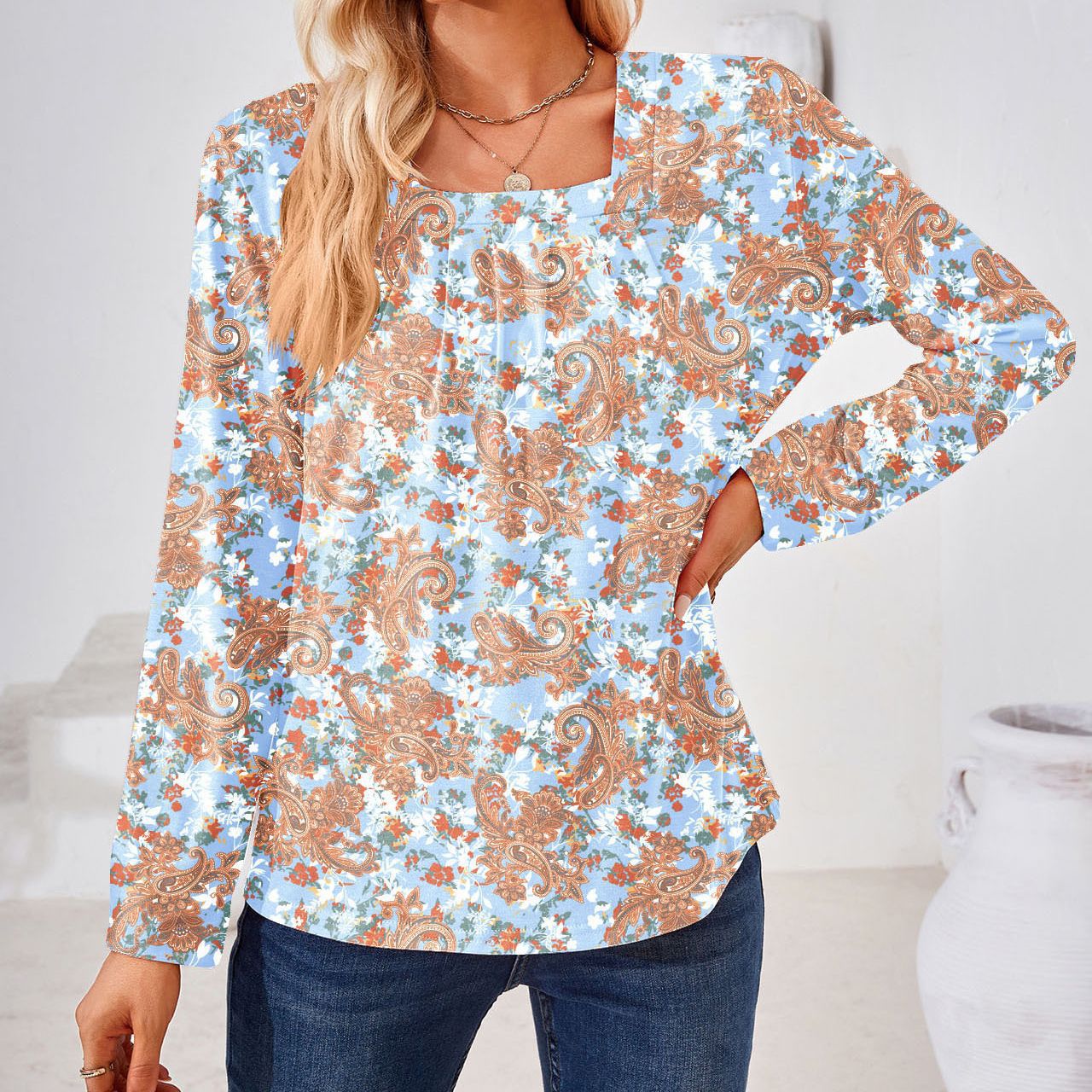 Sophisticated Blouse with a Clean Classic Look