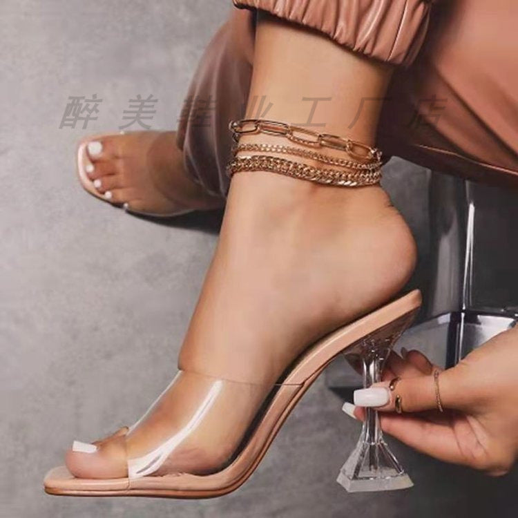 Chic Orthopedic Sandals with Unique Design