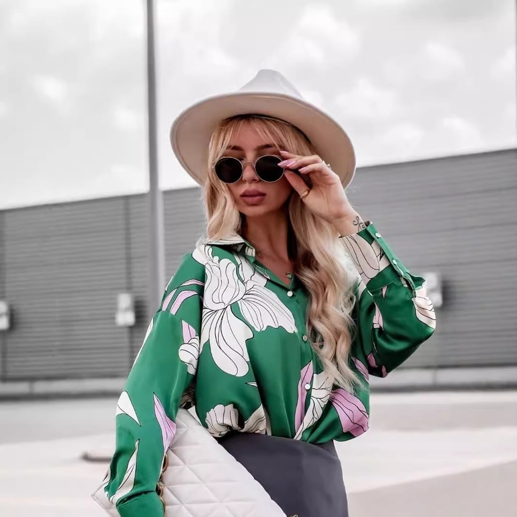 Classic Vintage Blouse with a Flattering Fit
