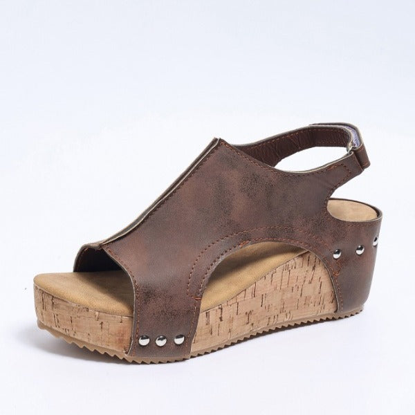 Graceful Orthopedic Sandals for Modern Look
