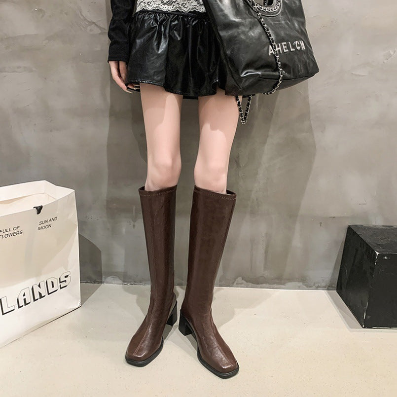 Graceful Orthopedic Boots for Modern Look