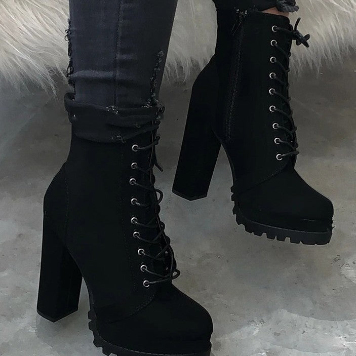 Graceful Orthopedic Boots for Modern Look
