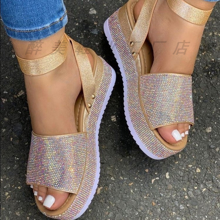 Graceful Orthopedic Sandals for Modern Look