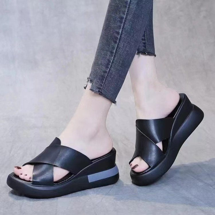 Chic Orthopedic Sandals with Unique Design