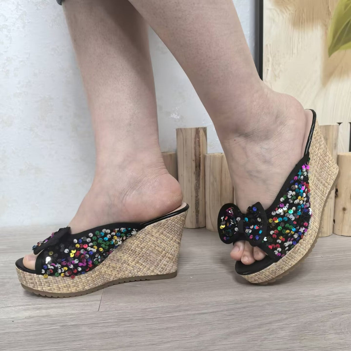 Chic Orthopedic Sandals with Unique Design