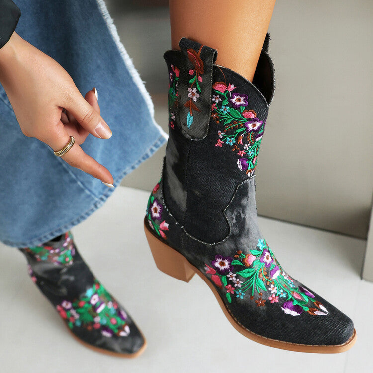 Chic Orthopedic Boots with Unique Design