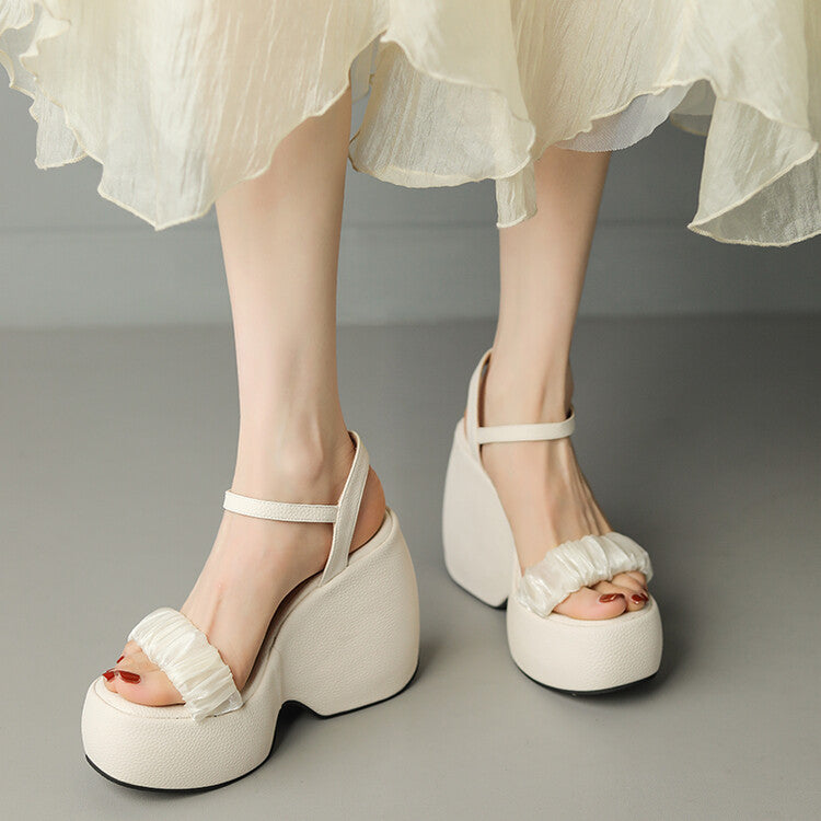 Classic Orthopedic Sandals with Timeless Style
