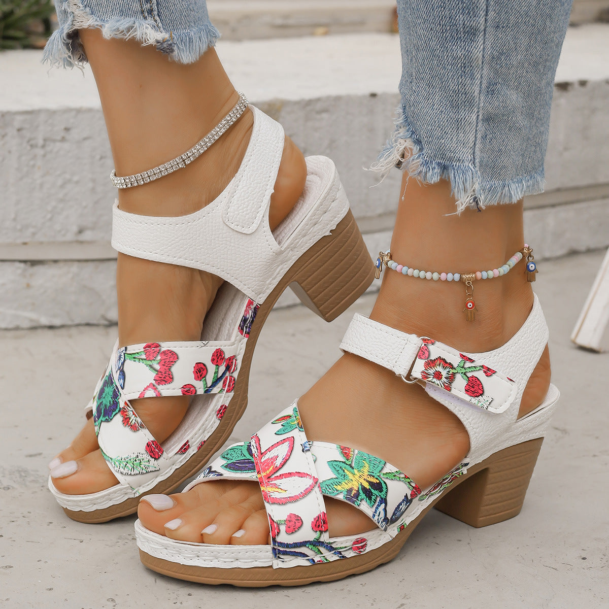 Graceful Orthopedic Sandals for Modern Look