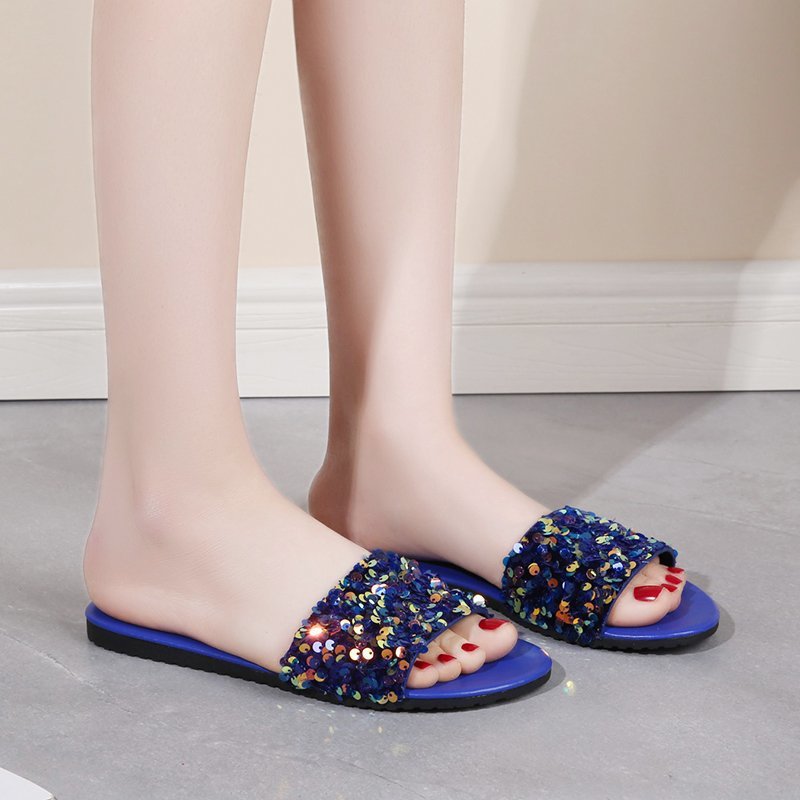 Graceful Orthopedic Sandals for Modern Look