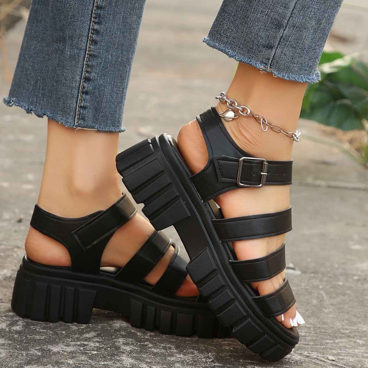 Chic Orthopedic Sandals with Unique Design