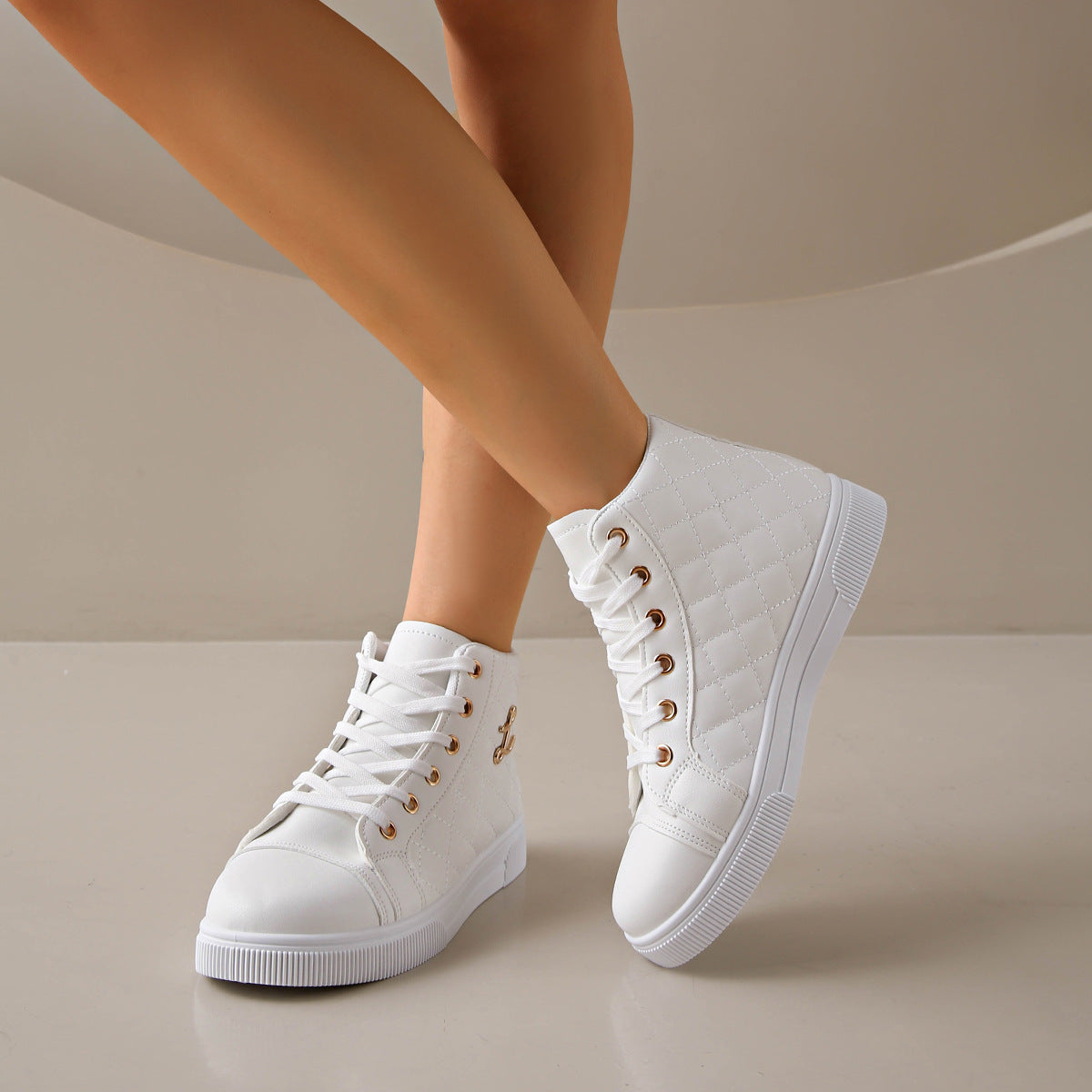 Classic Orthopedic Sneakers with Timeless Style