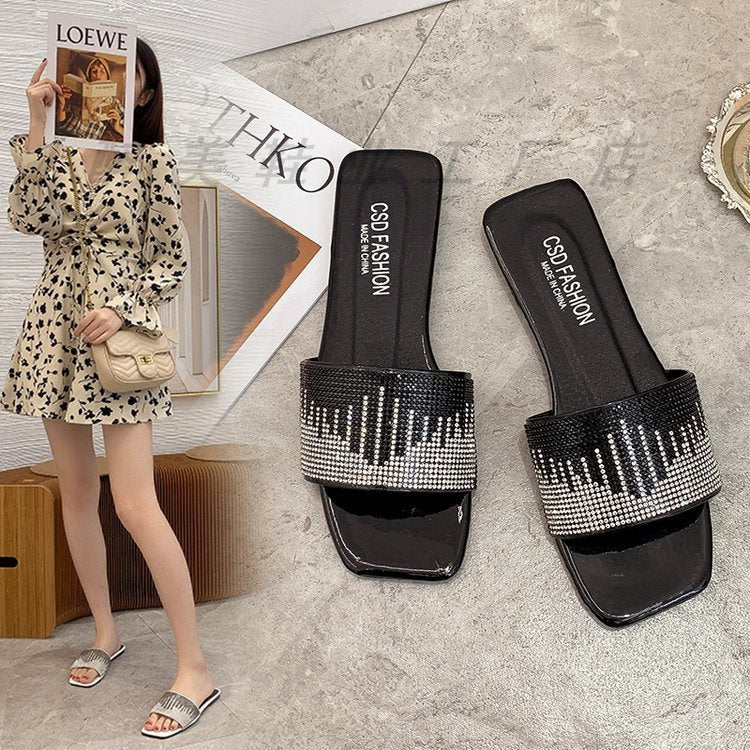 Graceful Orthopedic Sandals for Modern Look