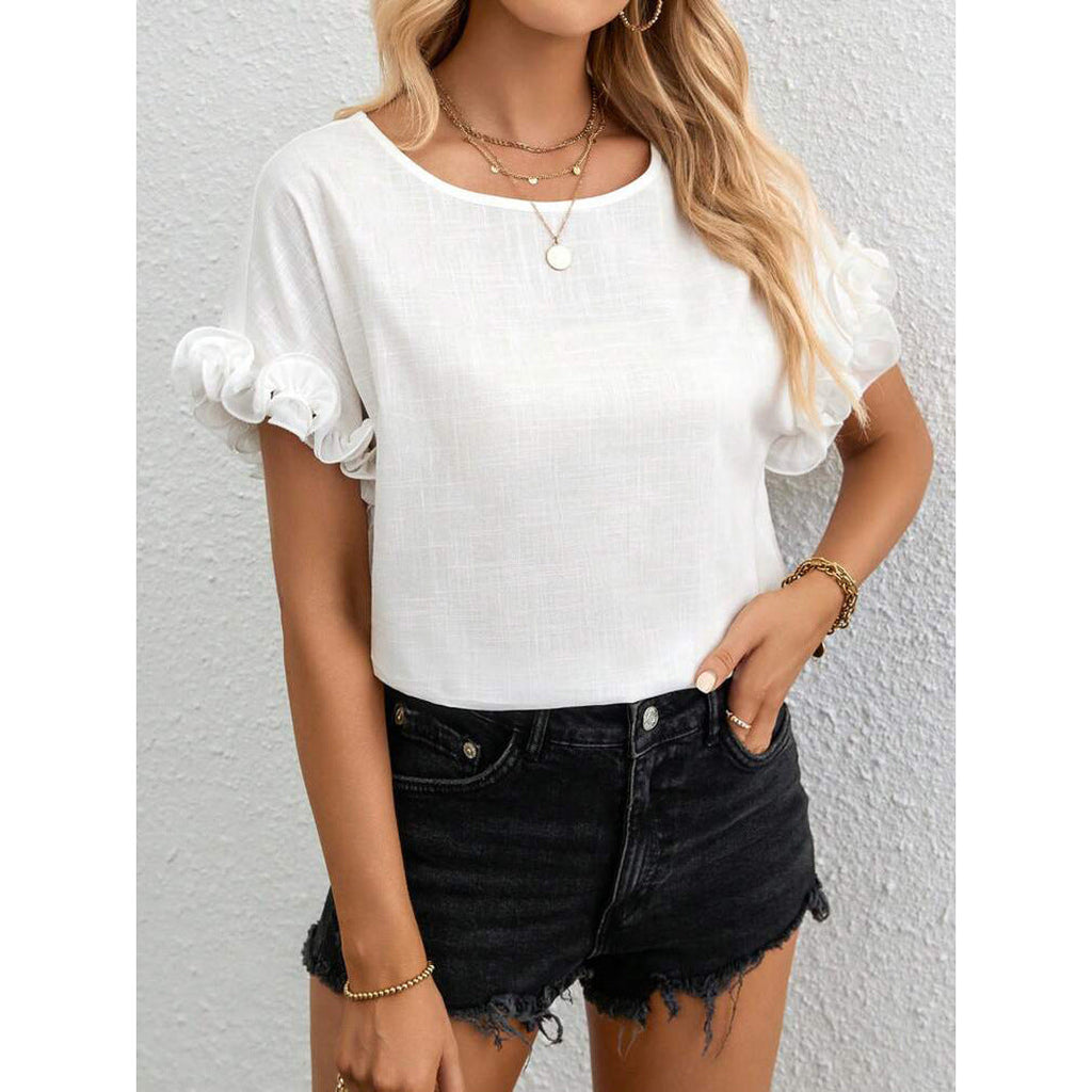 Beautifully Crafted Blouse in a Classic Style