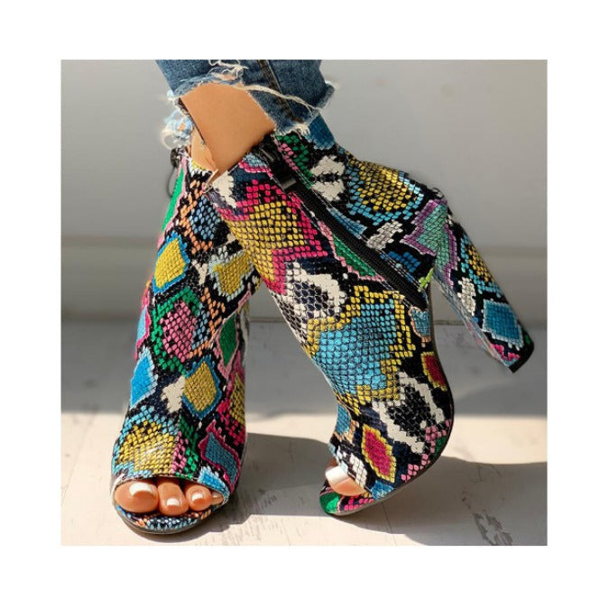 Chic Orthopedic Boots with Unique Design