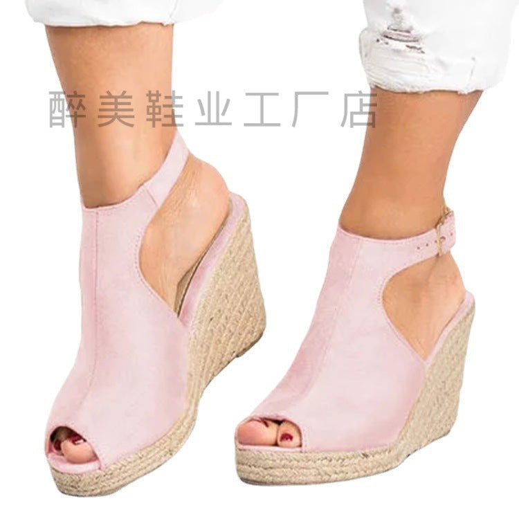 Chic Orthopedic Sandals with Unique Design