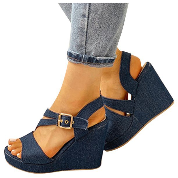 Graceful Orthopedic Sandals for Modern Look