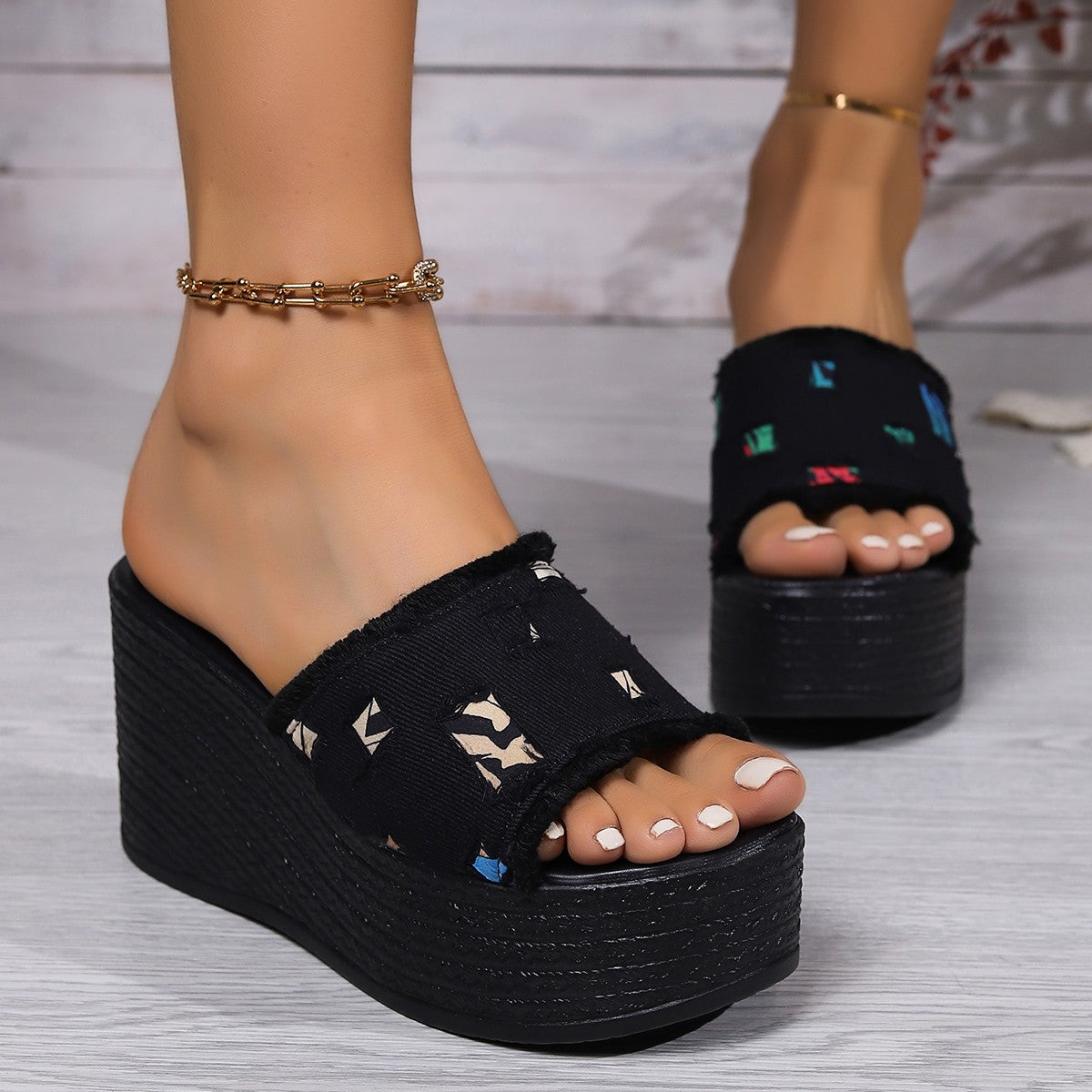 Beautifully Crafted Orthopedic Sandals