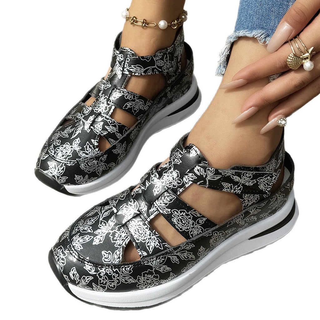 Graceful Orthopedic Sandals for Modern Look