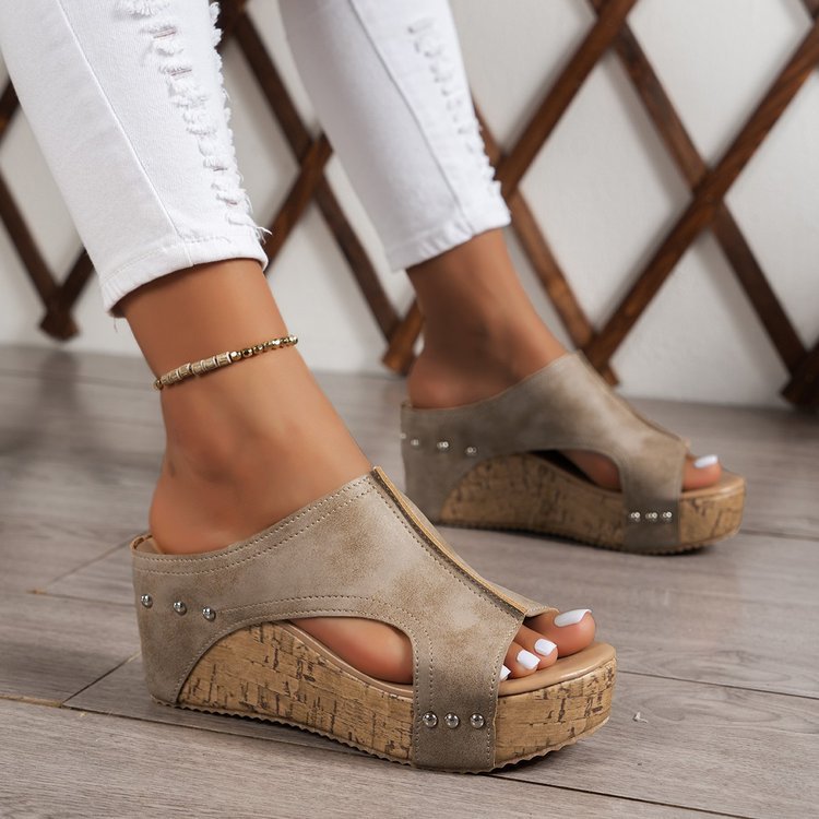 Beautifully Crafted Orthopedic Sandals