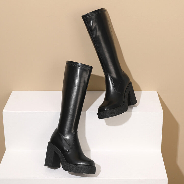 Graceful Orthopedic Boots for Modern Look