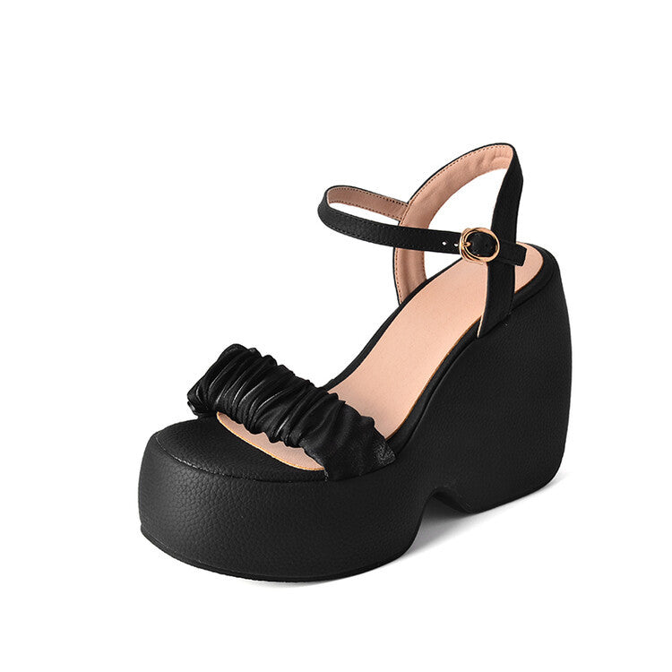 Classic Orthopedic Sandals with Timeless Style