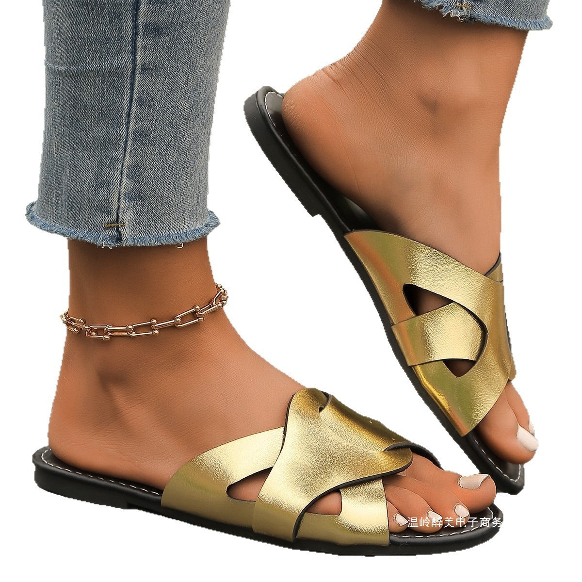 Graceful Orthopedic Sandals for Modern Look