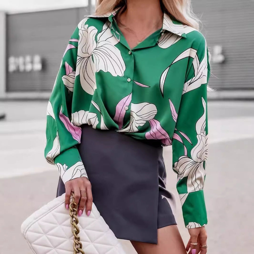 Classic Vintage Blouse with a Flattering Fit