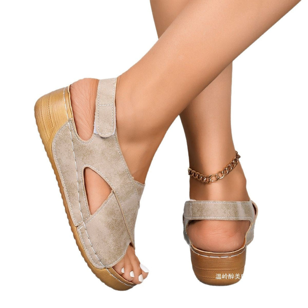 Chic Orthopedic Sandals with Unique Design