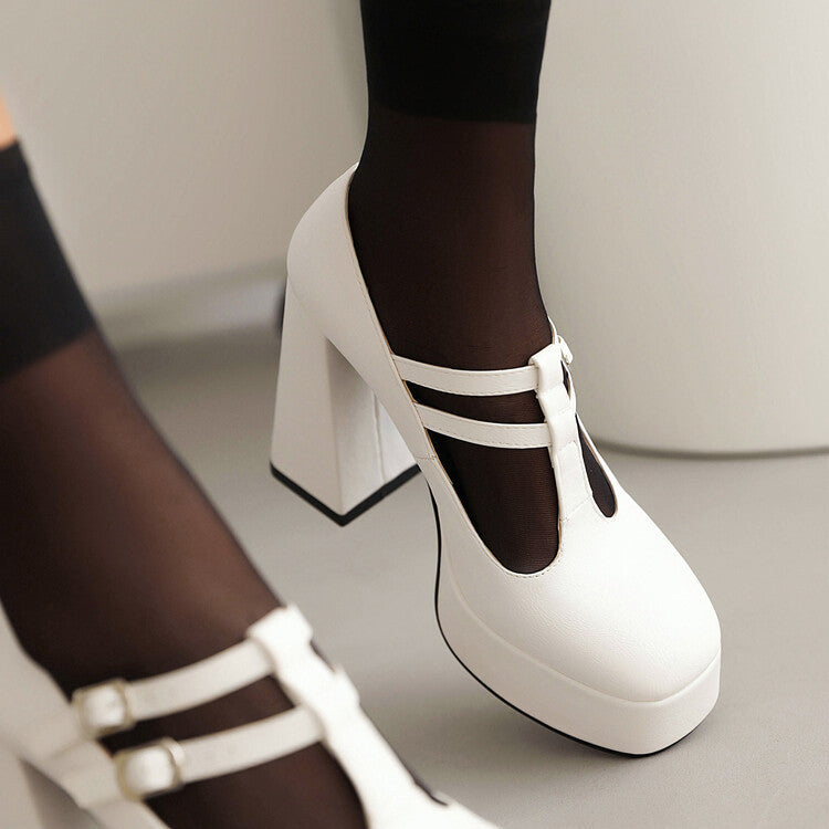 Chic Orthopedic Sandals with Unique Design