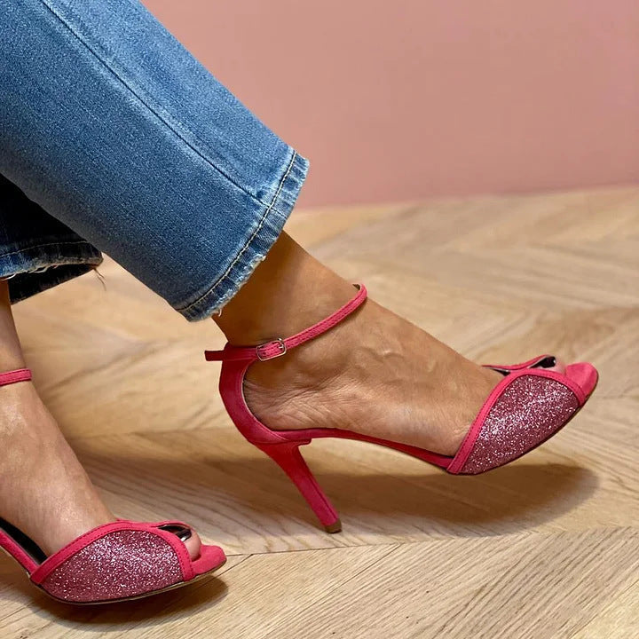 Chic Orthopedic Sandals with Unique Design