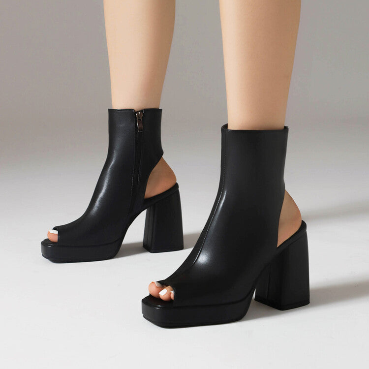 Classic Orthopedic Sandals with Timeless Style