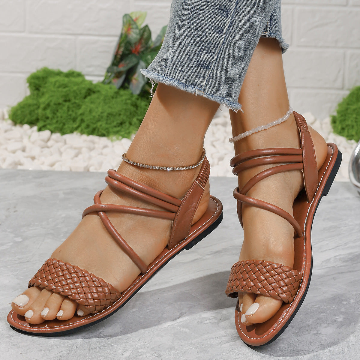 Chic Orthopedic Sandals with Unique Design