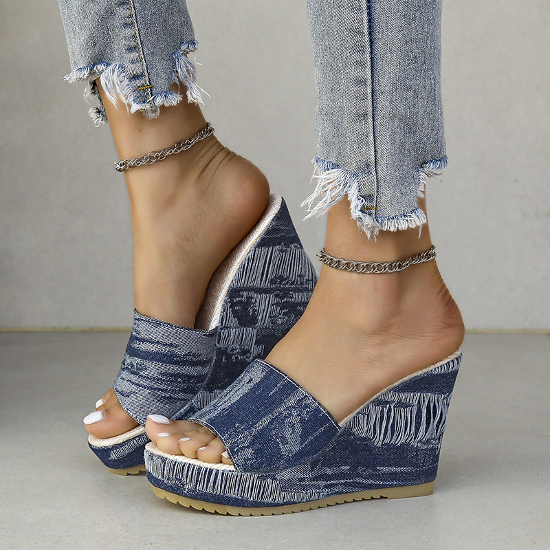 Classic Orthopedic Sandals with Timeless Style