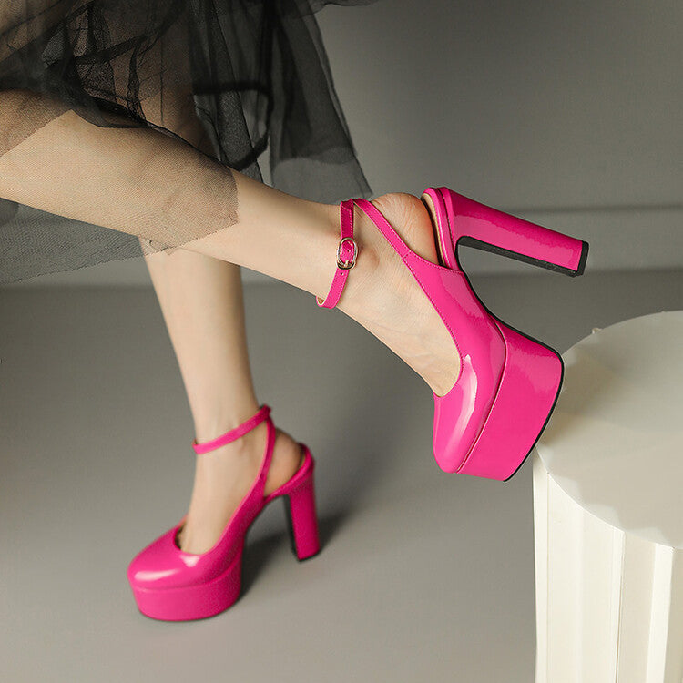 Chic Orthopedic Sandals with Unique Design