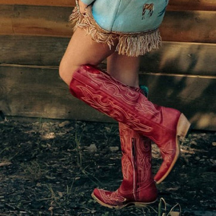Graceful Orthopedic Boots for Modern Look