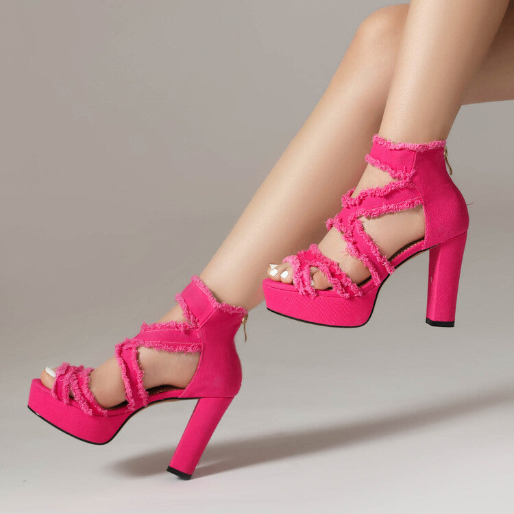 Graceful Orthopedic Sandals for Modern Look