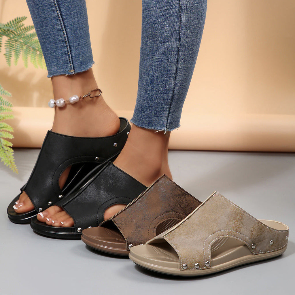 Graceful Orthopedic Sandals for Modern Look