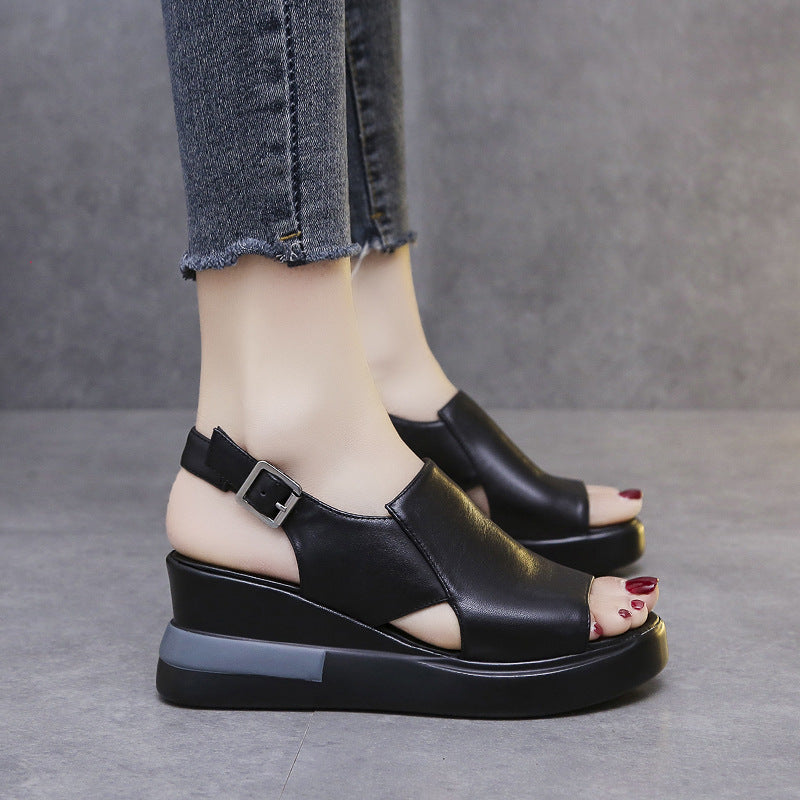 Graceful Orthopedic Sandals for Modern Look