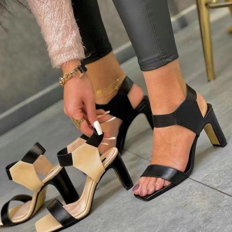Graceful Orthopedic Sandals for Modern Look