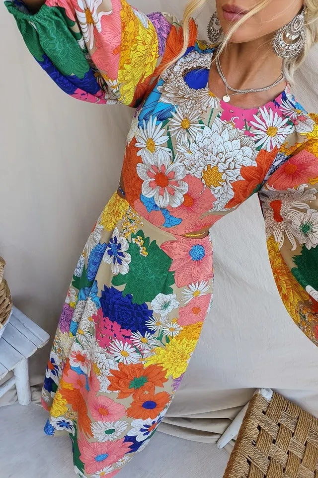 Classic Vintage & Enduringly Stylish Dress