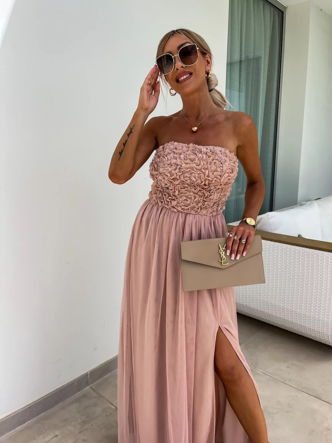 Gracefully Styled Dress for Any Occasion