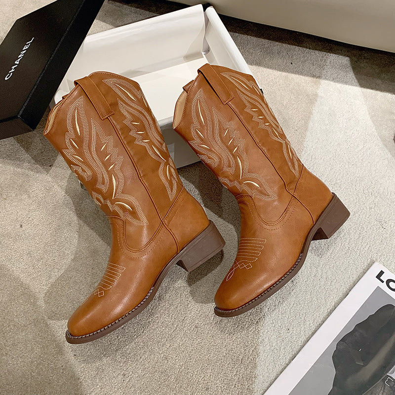 Chic Orthopedic Boots with Unique Design