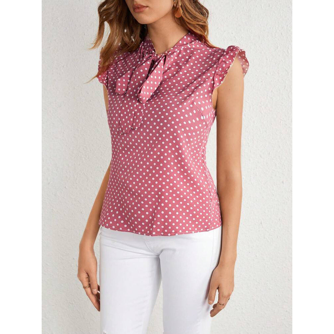 Beautifully Finished Blouse in a Timeless Design