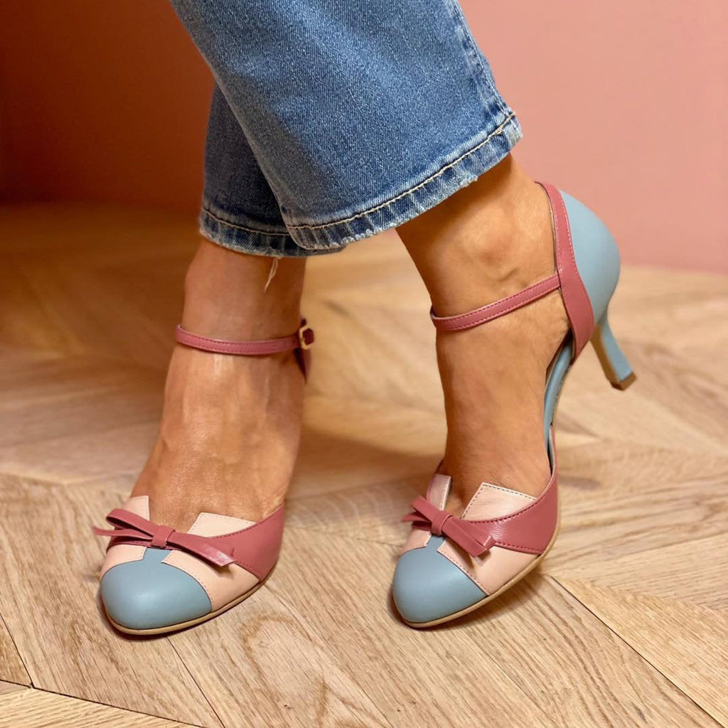 Chic Orthopedic Sandals with Unique Design