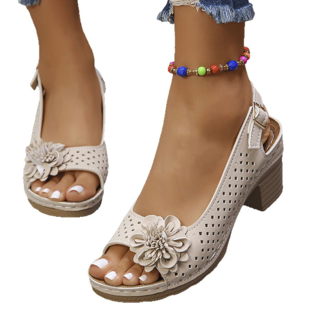 Chic Orthopedic Sandals with Unique Design