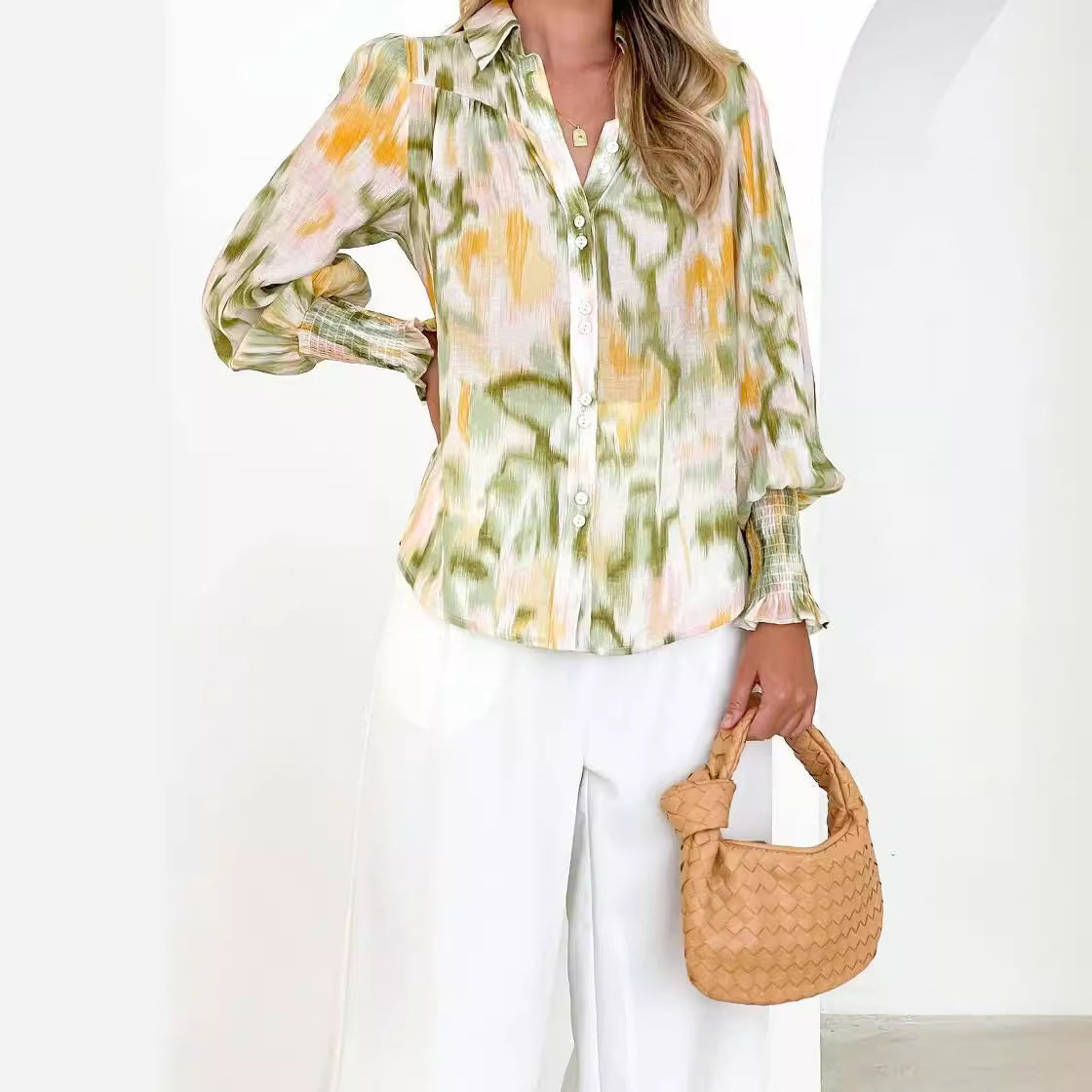 Classic Vintage Blouse with a Flattering Fit