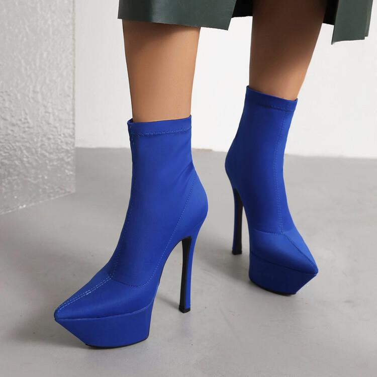 Chic Orthopedic Boots with Unique Design