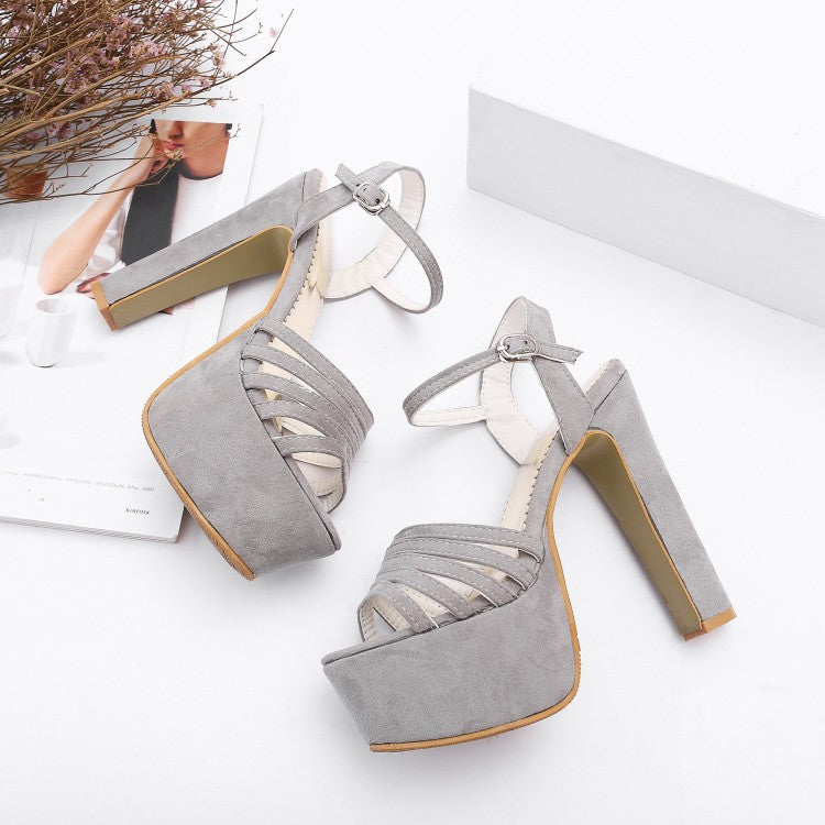 Graceful Orthopedic Sandals for Modern Look