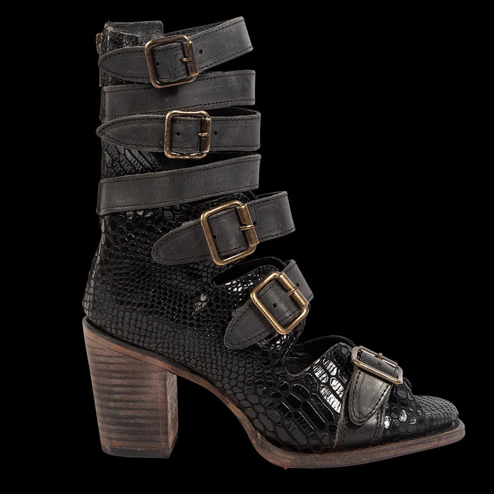 Beautifully Crafted Orthopedic Sandals
